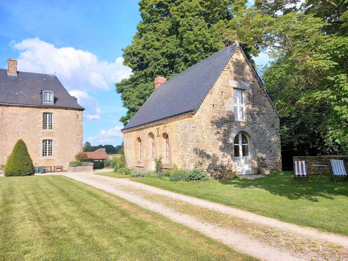 L'Annexe Du Plessis Bochard Guest House Saint-Pierre-des-Nids Exterior photo